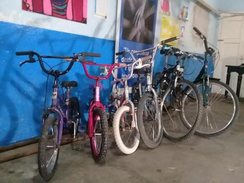 Reciclaron bicicletas para los chicos del barrio