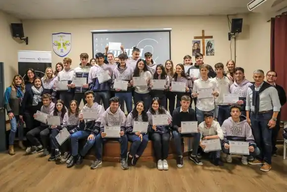 Más jóvenes se suman al programa Quién Pierde?