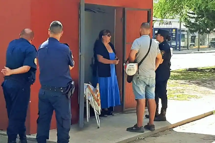 Una mujer se atrincheró en la Plaza Belgrano: los motivos