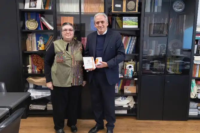 Etapa final del viaje institucional de Javier Gastón en Europa