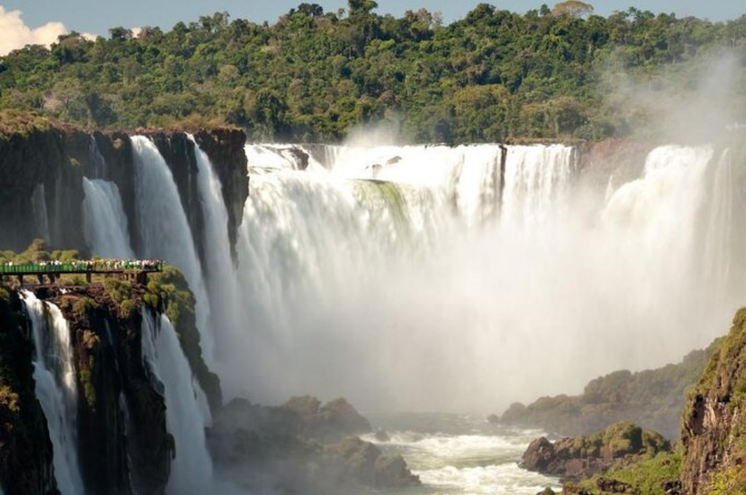 Cerraron las pasarelas de la Garganta del Diablo en las Cataratas del Iguazú