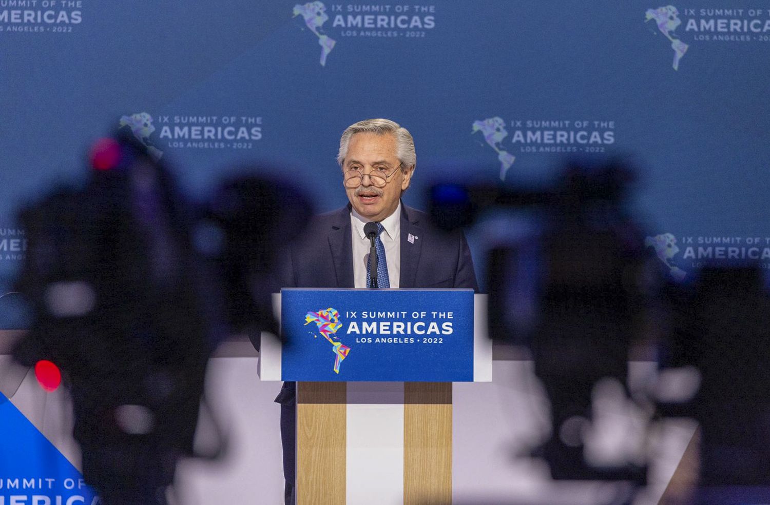 Fernández pidió la inmediata reestructuración de la OEA