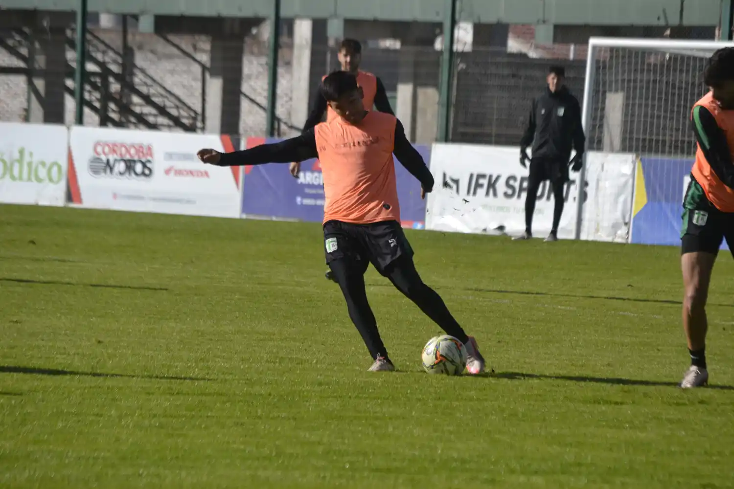 Facundo Hang es uno de los jugadores a recuperar por Sergio Maza.