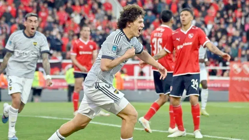 Boca le ganó a Independiente en Avellaneda con un gol agónico de Jagger Herrera y es líder de la Tabla Anual
