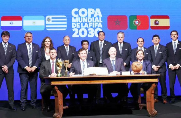FIFA y Conmebol oficializaron la realización del Mundial 2030
