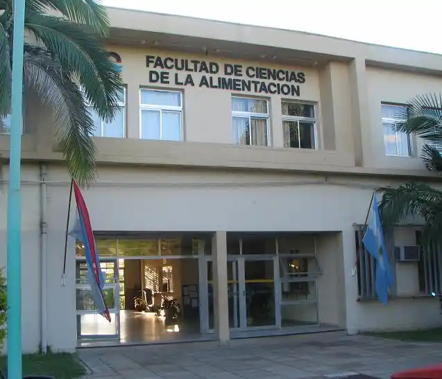 Acto de colación de grado y Posgrado en la Facultad de Ciencias de la Alimentación