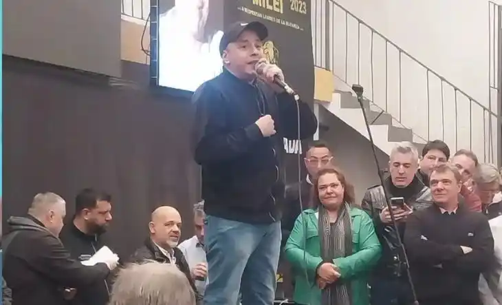 "El Dipy" se lanzó en La Matanza: Recordó que Espinoza era remisero y prometió "echar a todos los ñoquis"