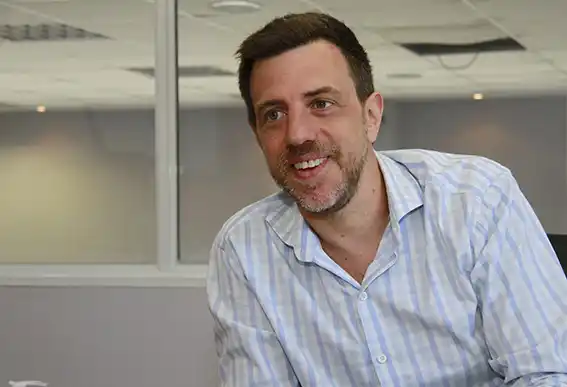 Kravetz: "Le resolvimos muchos problemas al vecino de Lanús", dijo sobre los motivos de la reelección