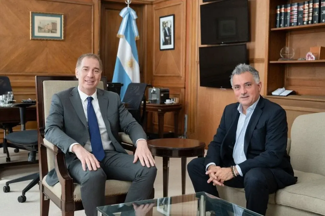 Pareja aclaró que las candidaturas todavía no están formalmente definidas.