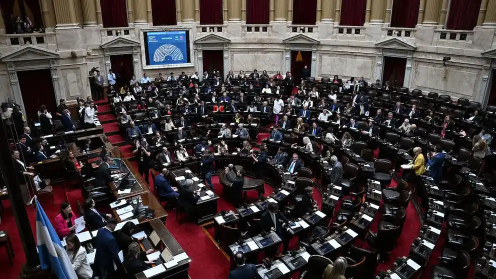 Presupuesto 2026: oficialismo y oposición se enfrentan por la fecha de tratamiento en Diputados