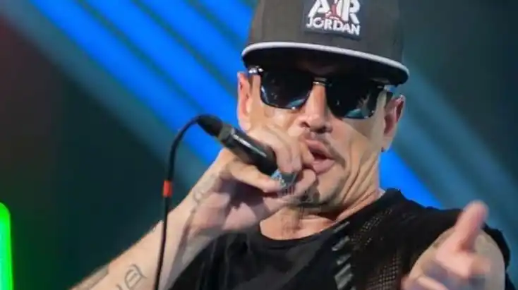 Condenaron a prisión al cantante de La Liga por abusar sexualmente a una amiga de su hija