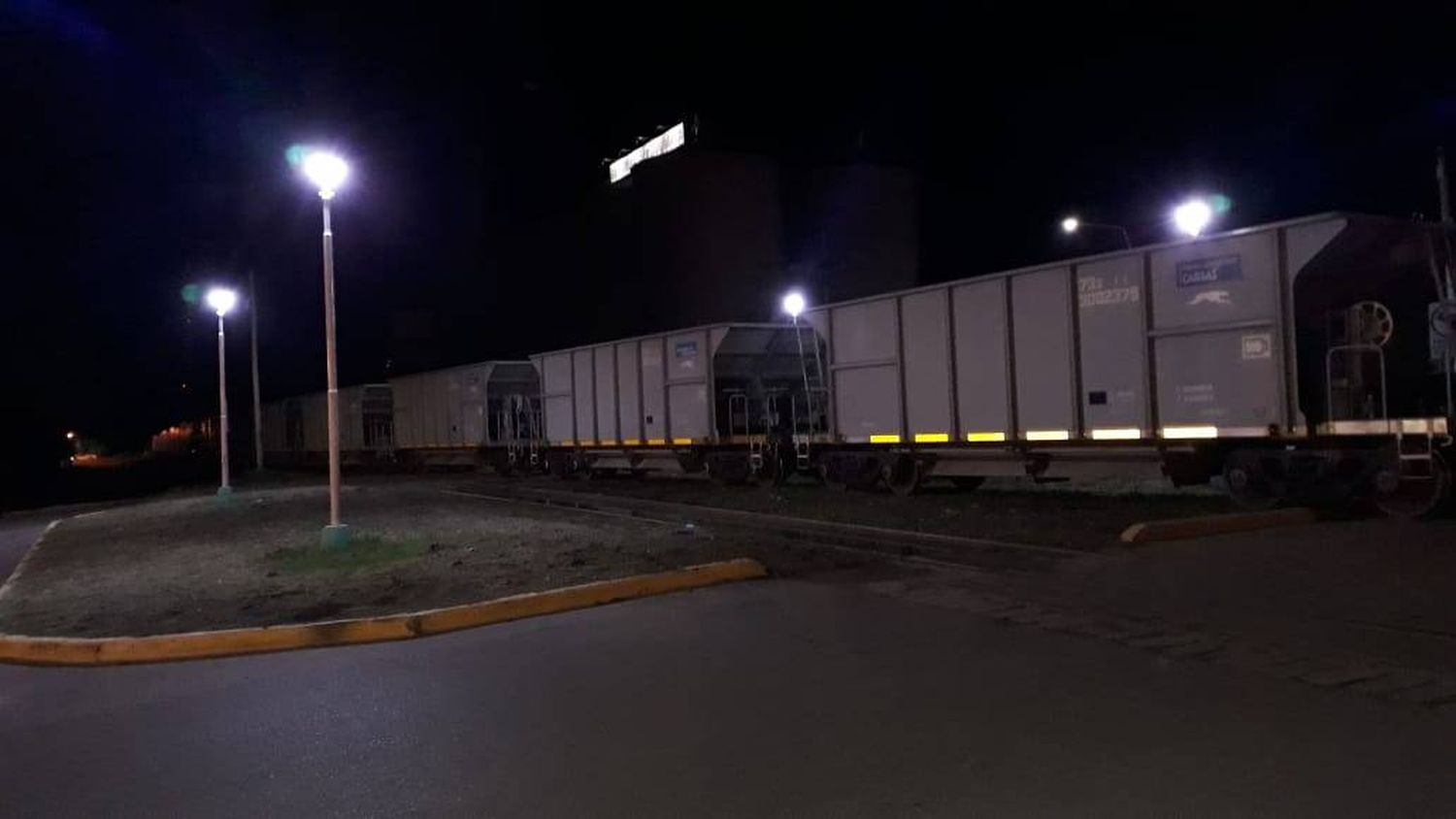 Descarriló tren de carga en la ciudad de San Salvador 