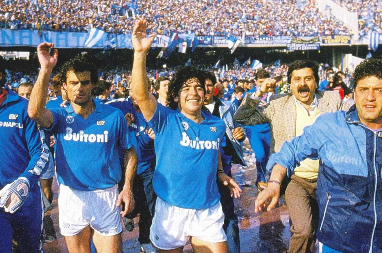 Este lunes hubiese sido el cumpleaños número 63 de su máximo ídolo de la historia: Diego Maradona