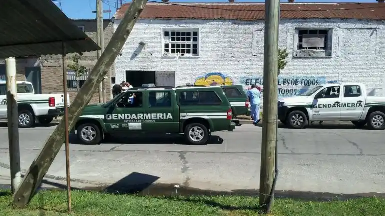 Macri analiza el envío de gendarmes al conurbano