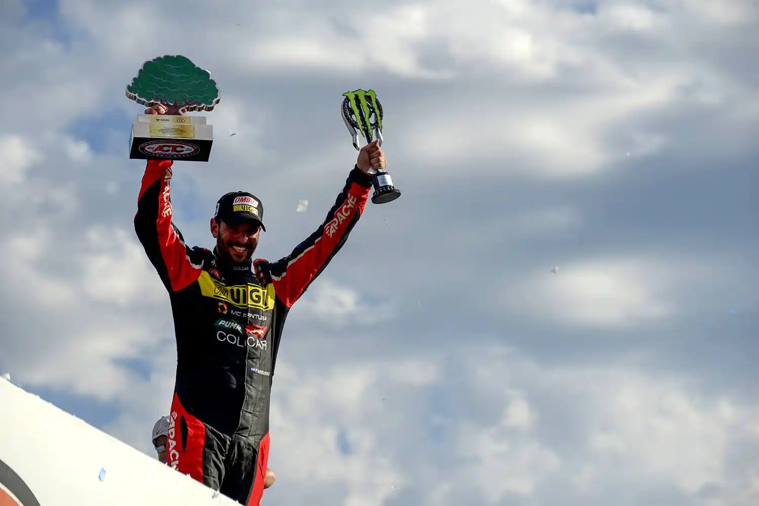 La alegría de Ardusso en el podio de Toay.