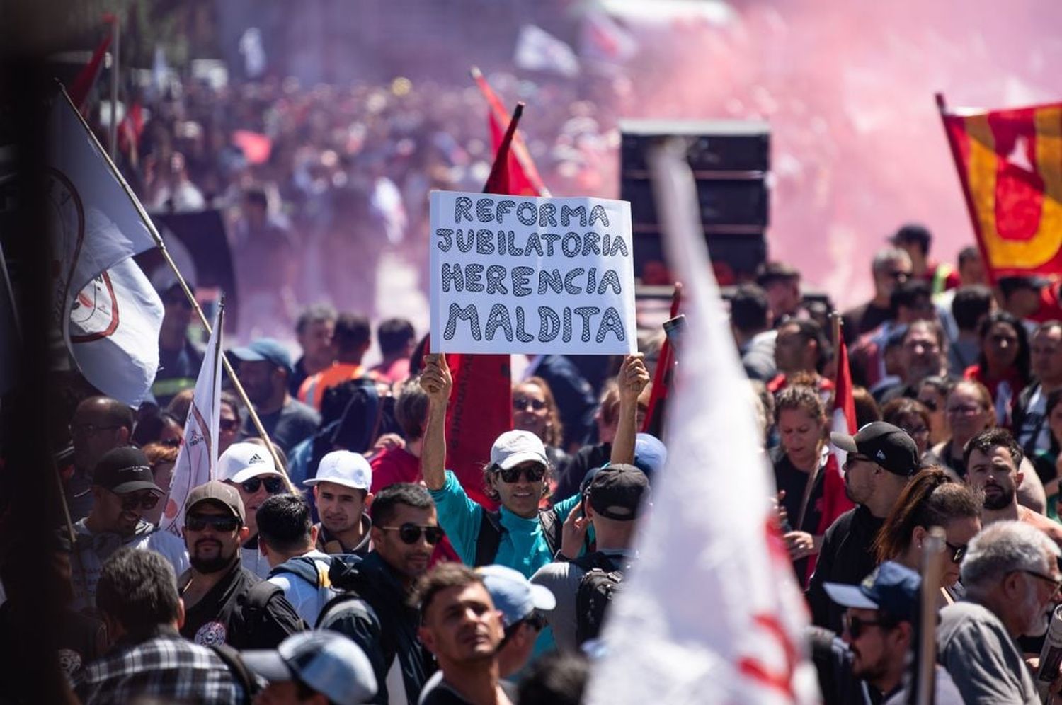 Uruguay: paro y movilización en rechazo a la reforma jubilatoria de Lacalle Pou