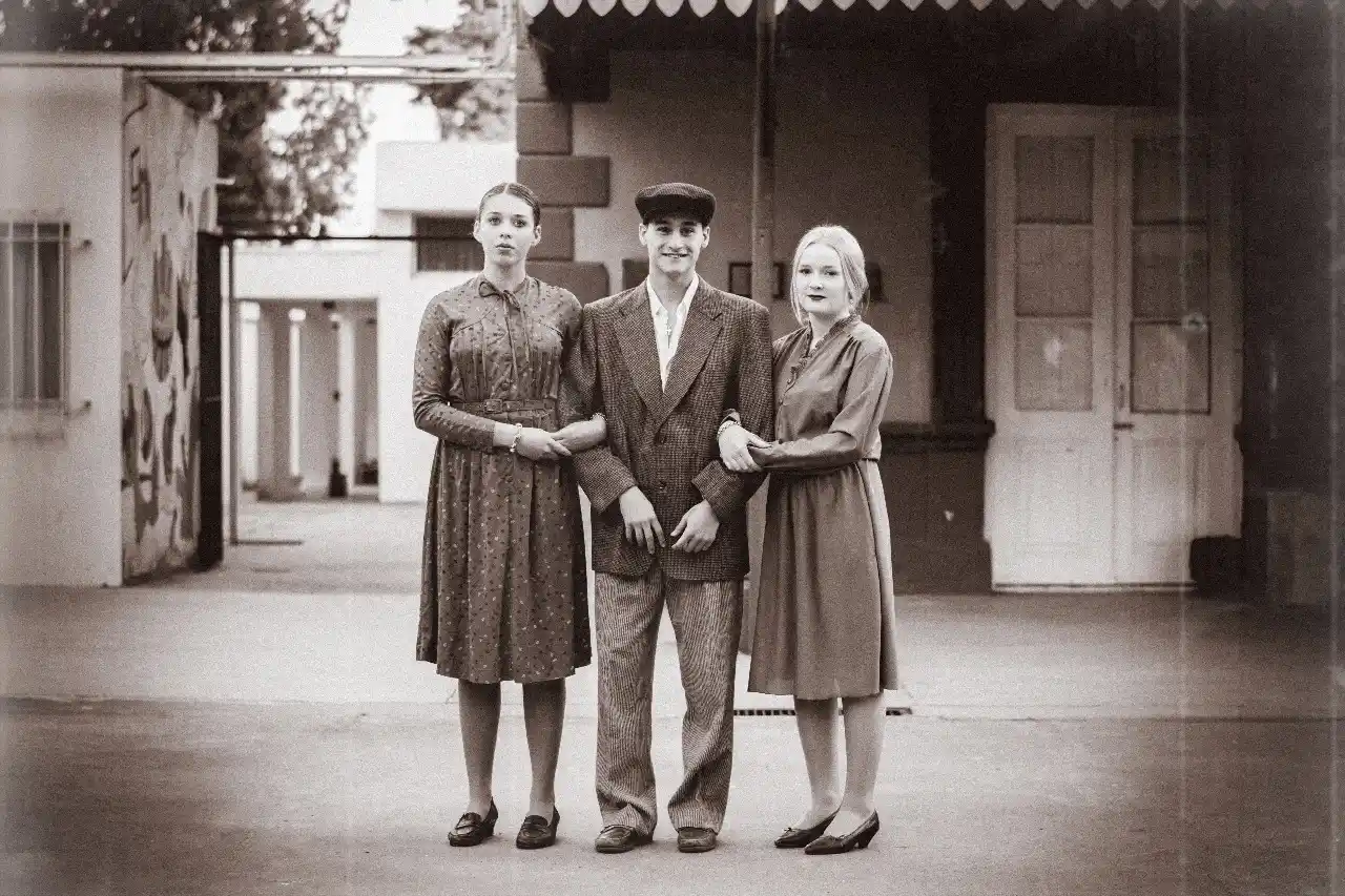 El Canto al Inmigrante será recreado por Los Hacheros y participaciones especiales