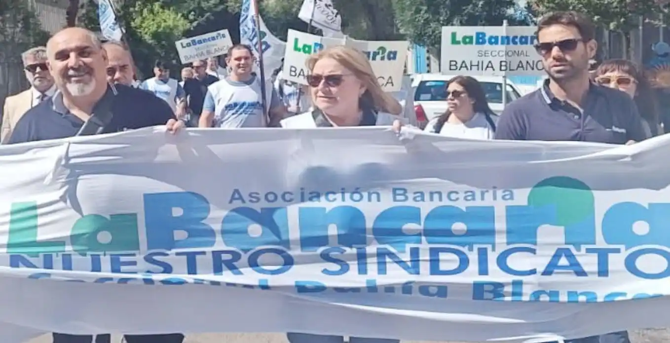 Entre Ríos se suma a la medida de fuerza por despidos y cierres de sucursales