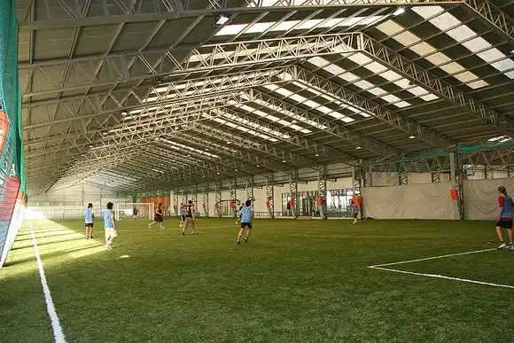 La magia para sentirte futbolista profesional: el marplatense que creó las cámaras en canchas de "papi"