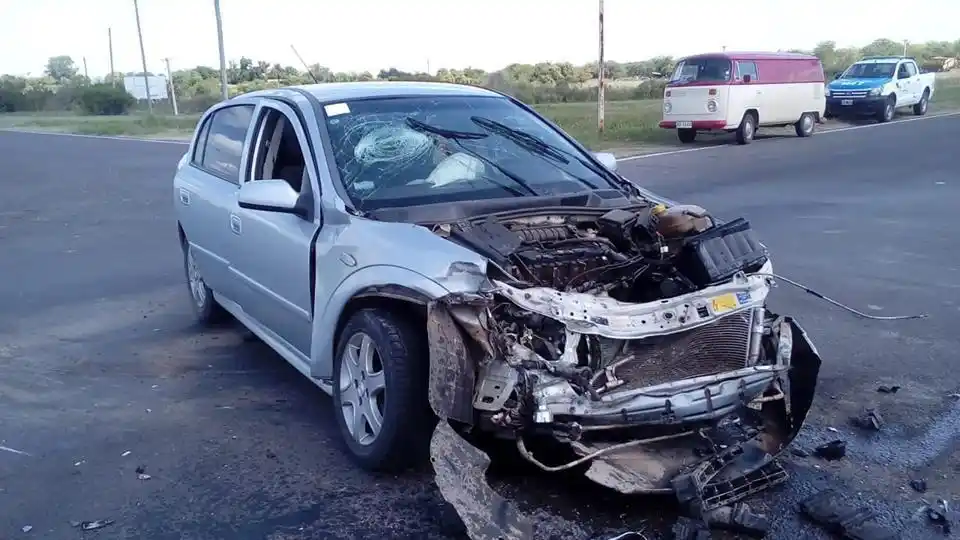 Colisión en el cruce de  las rutas 18 y 32