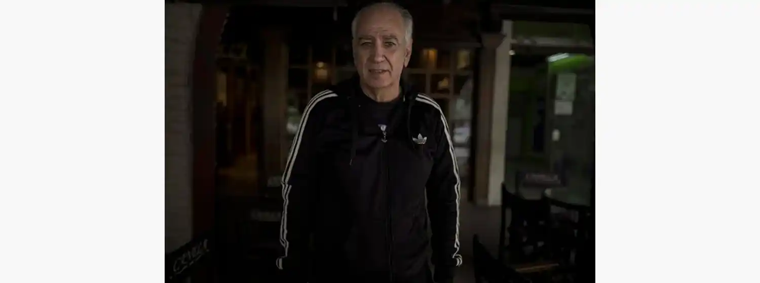 Reconocen a Jorge Olguín, que llega a Mar del Plata a presentar su libro