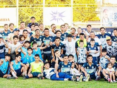 Defensores del Rosario y
San Martín son finalistas
