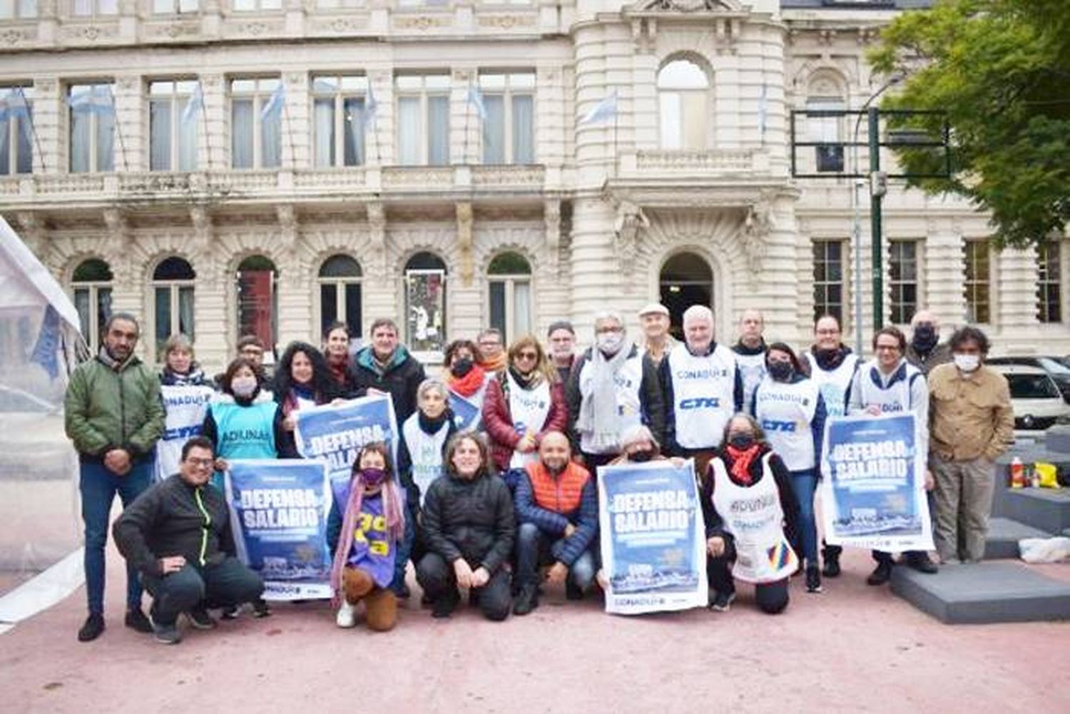 Docentes universitarios  aprobaron un paro de 48 horas