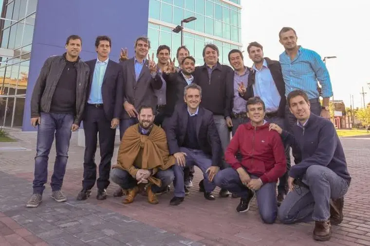 Máximo Kirchner con intendentes bonaerenses