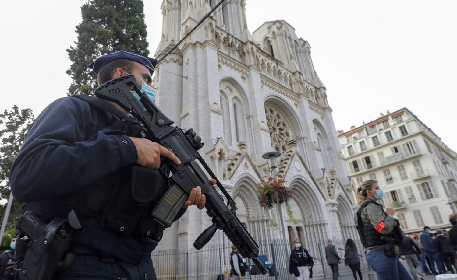 Una serie de ataques terroristas sacude a Francia en un día