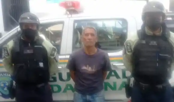 Capturan a abuelo aberrado que le cortó la cara a enfermera en Los Teques