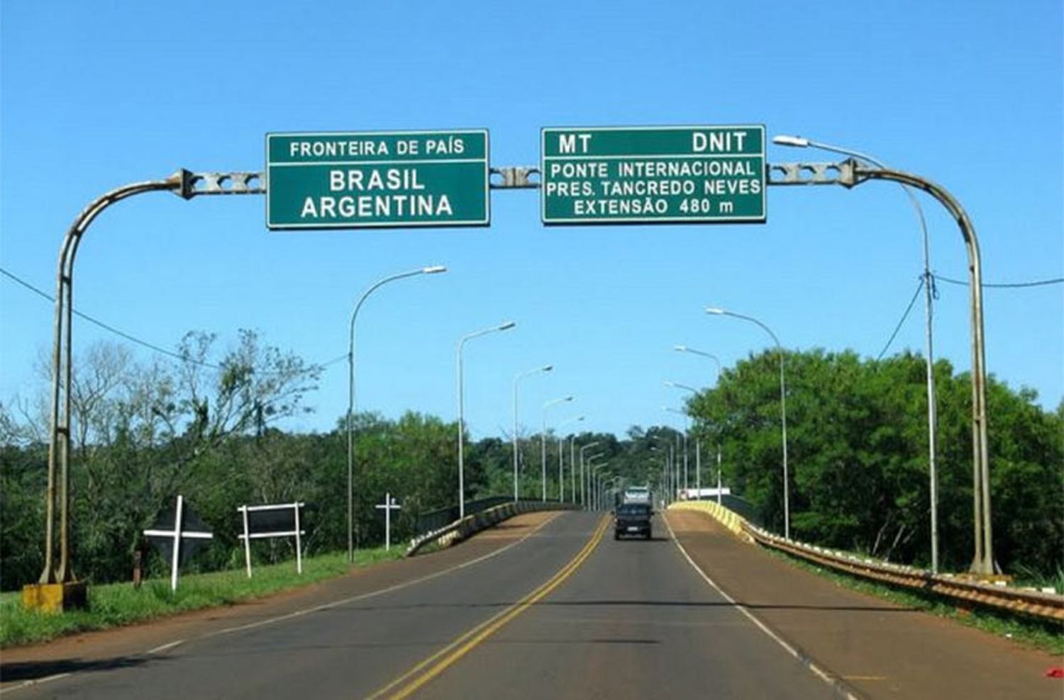 Brasil reabrirá sus fronteras terrestres para los argentinos