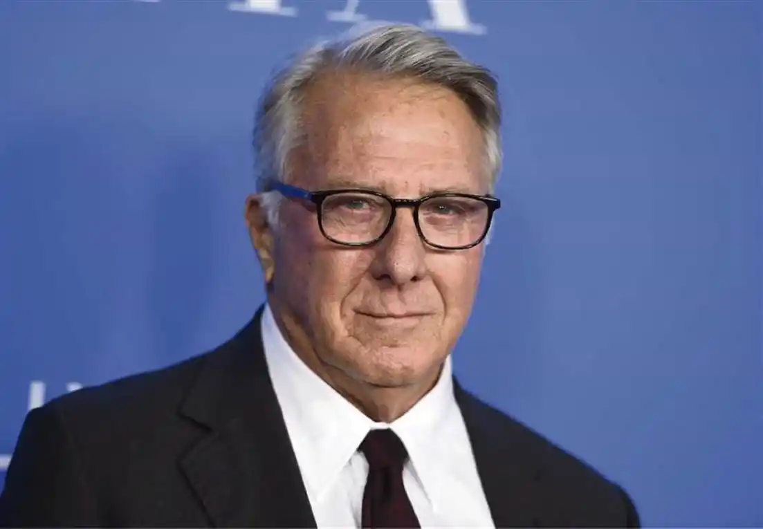 Dustin Hoffman, otra estrella que enfrenta denuncias por acoso sexual