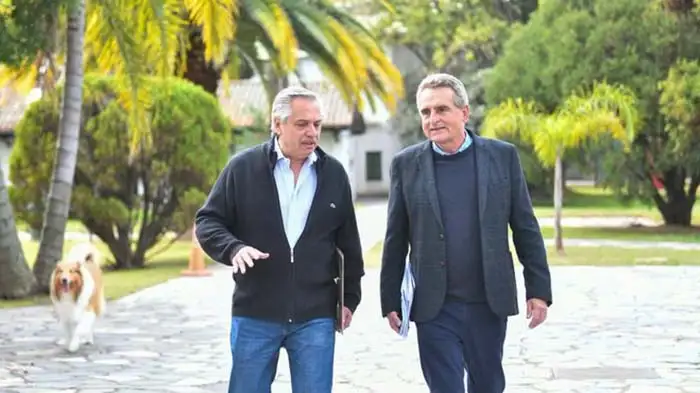 Alberto Fernández y Agustín Rossi.