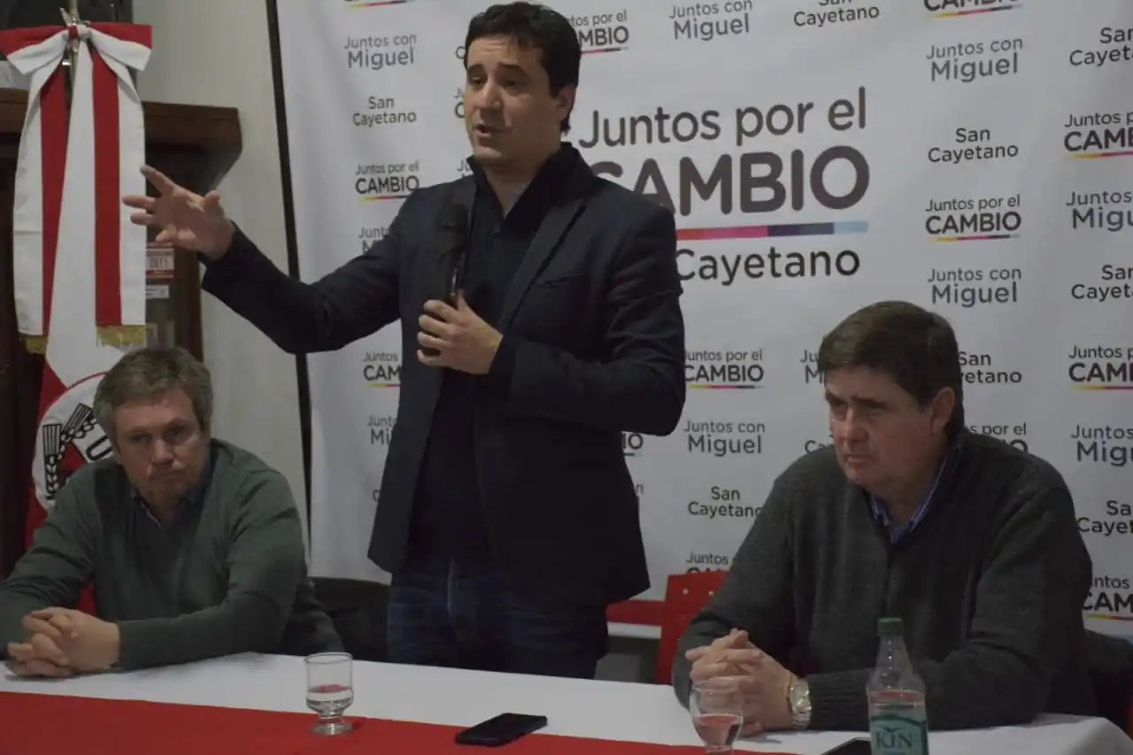 El diputado Maximiliano Abad visitó comité de San Cayetano