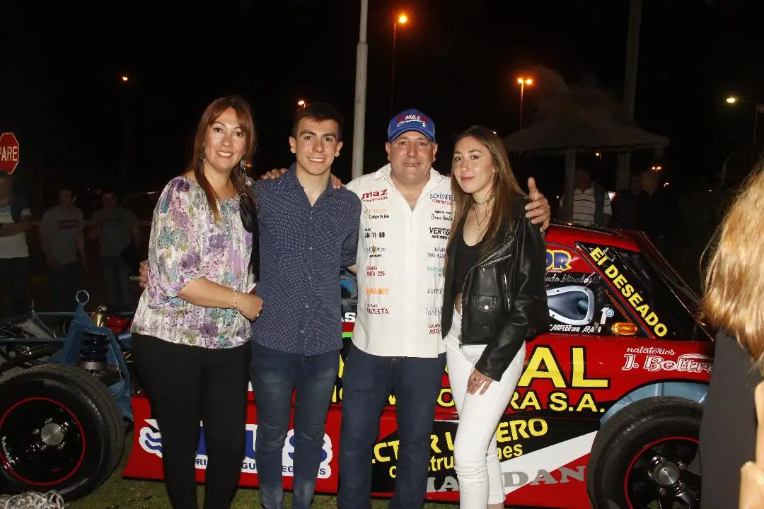 Zarzábal presentó su Falcon
