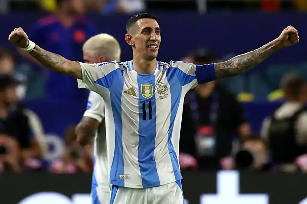 "Estoy tranquilo, estoy bien”, expresó el futbolista en diálogo con Urbana Play.