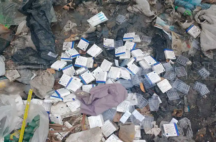 El Municipio limpió el microbasural donde había envoltorios de la vacuna Sputnik V