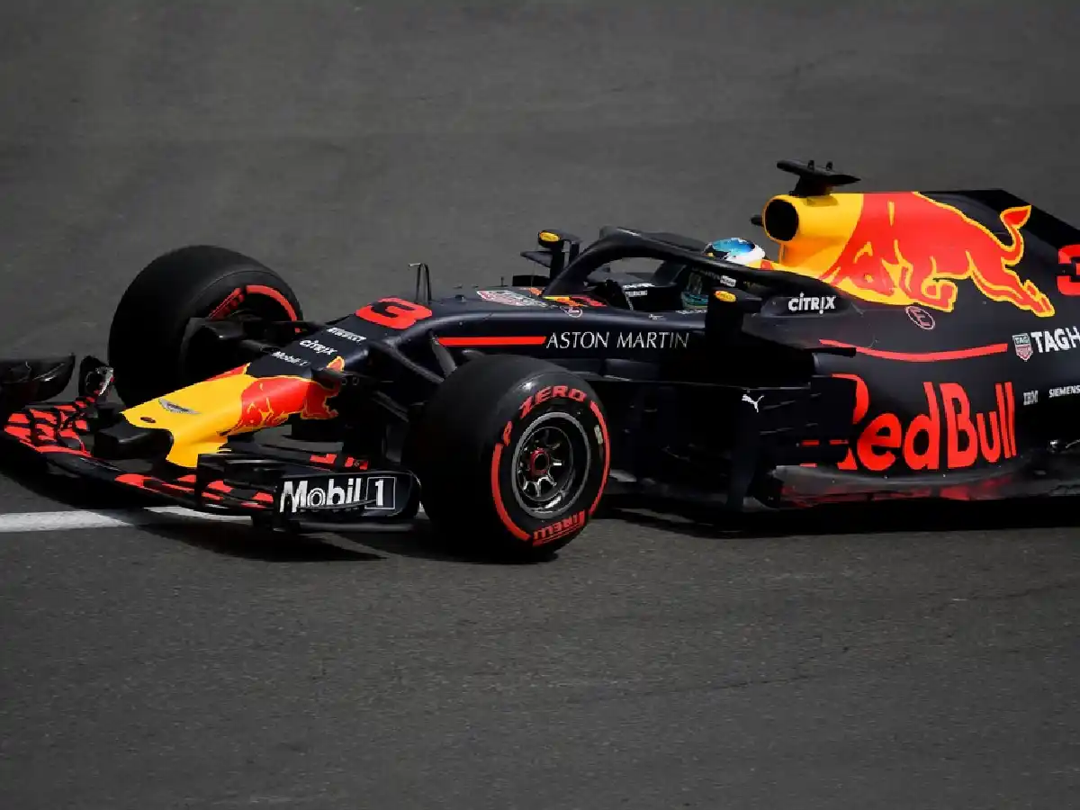 Ricciardo fue el más veloz en Azerbaiyán