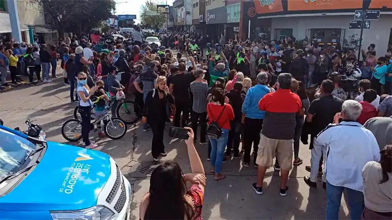 Último adiós a los restos de Mario Meoni: Fernández participó de la despedida