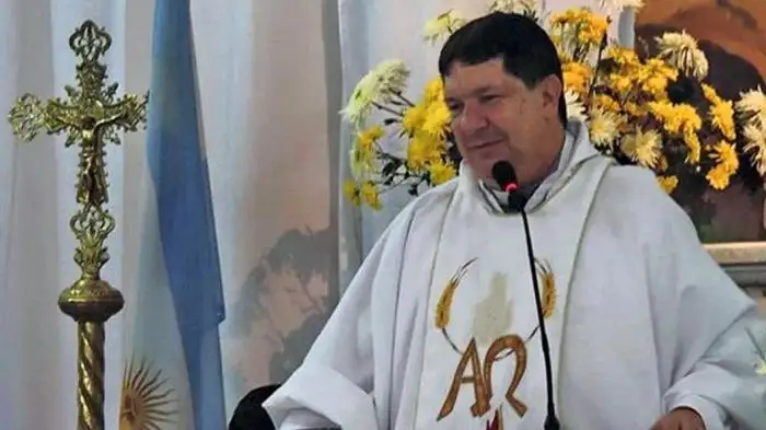 Arrancó el juicio al cura de Lucas González acusado de abuso de menores