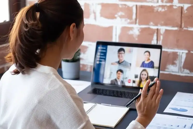 La formación y la adaptación permanente crecen como requisitos para insertarse en el mundo laboral