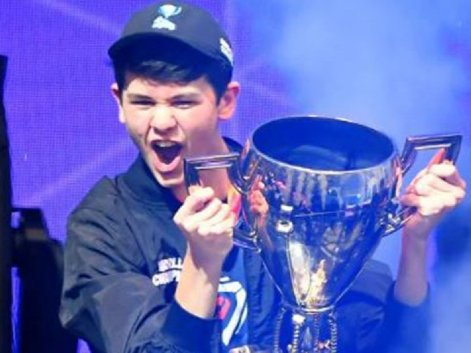 Un chico argentino de 13 años ganó 900 mil dólares en el Mundial de Fortnine
