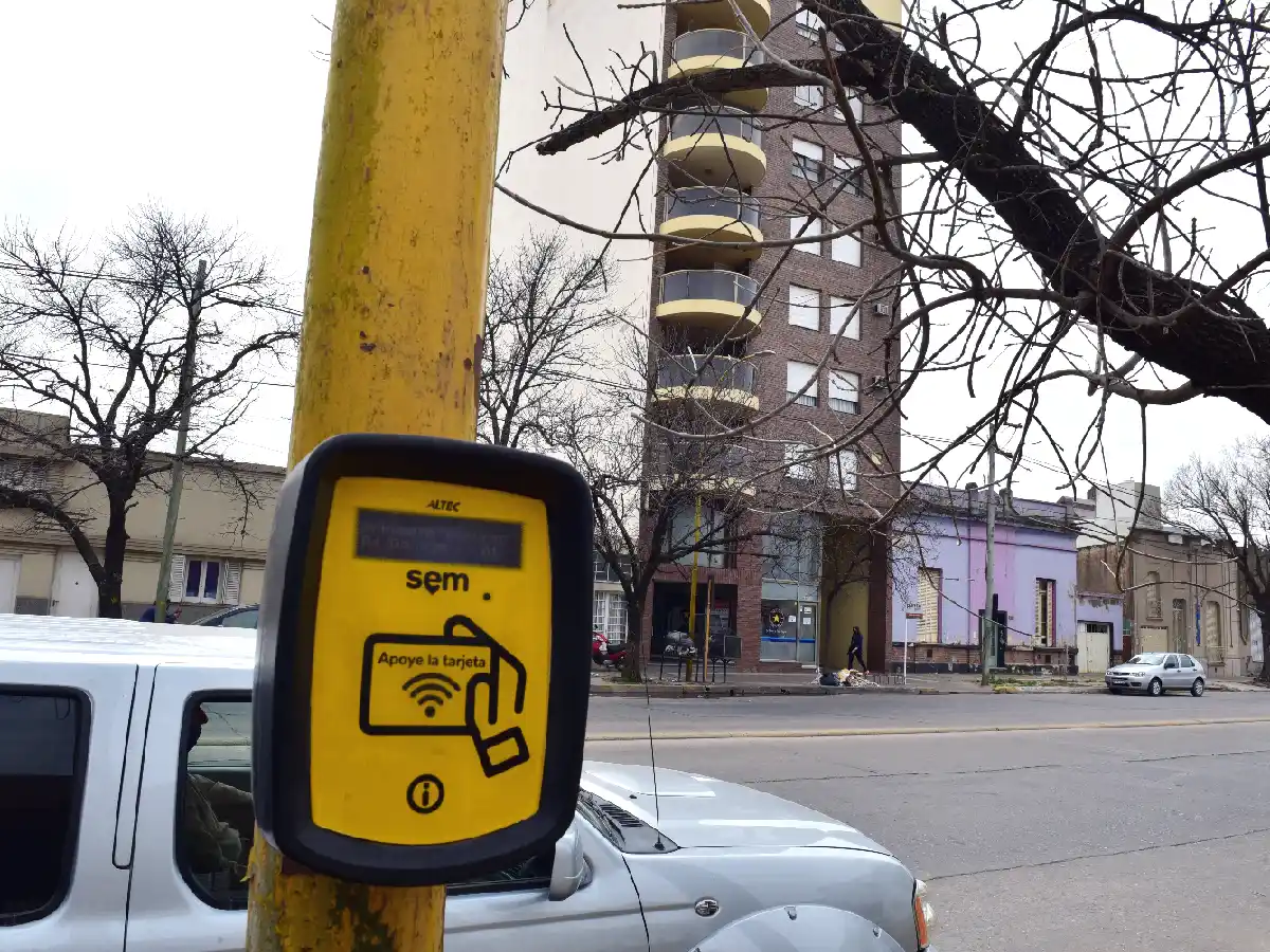 Estacionamiento medido: desde el jueves se podrá cargar crédito vía web