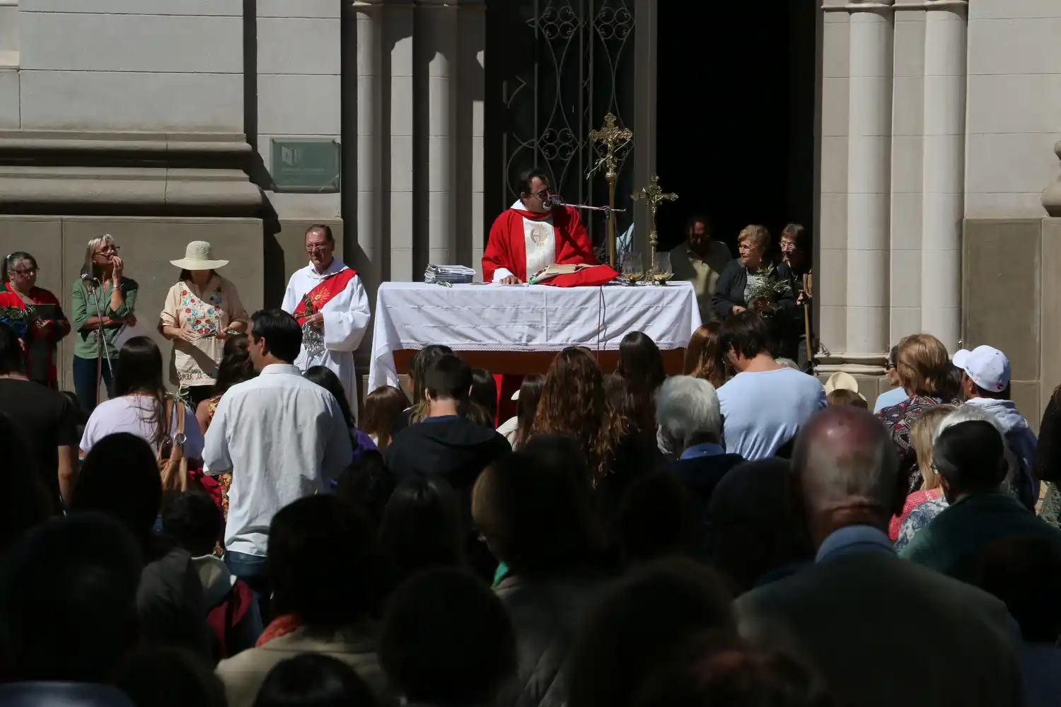 Entrevista al Padre Jose Maria Ramos, Parroco del Santisimo Sacramento|Cosas que pasan