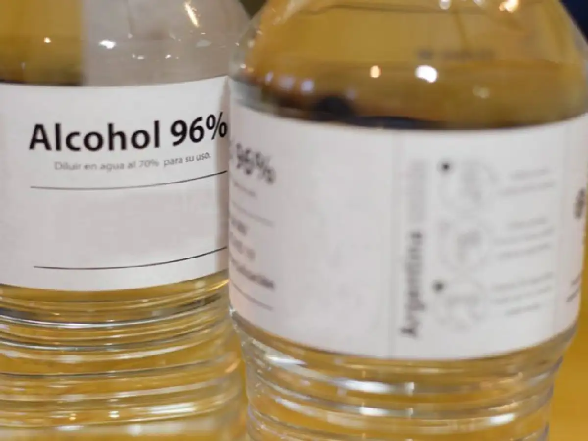 Anmat prohíbe la venta de un alcohol etílico