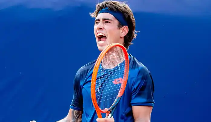 El marplatense Francisco Comesaña sigue en carrera.