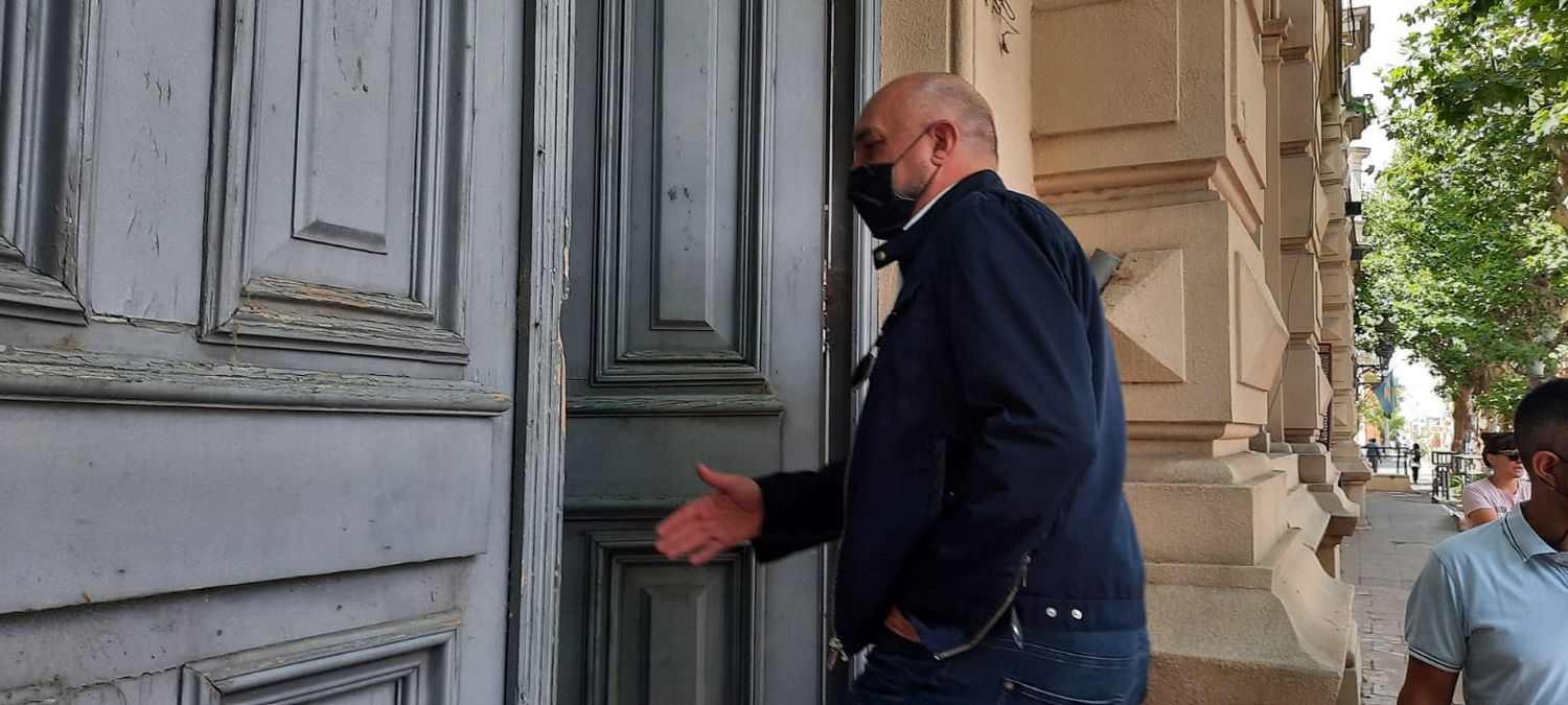 Móvil: presentan la Sube en el día en que Salazar define si sigue como intendente o se va al Ministerio de Transporte