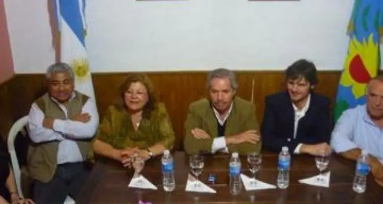 Felipe Solá reunió al Peronismo Federal local