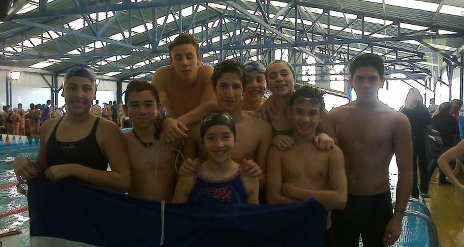 Natación: Excelentes resultados de Pescadores en San Fernando