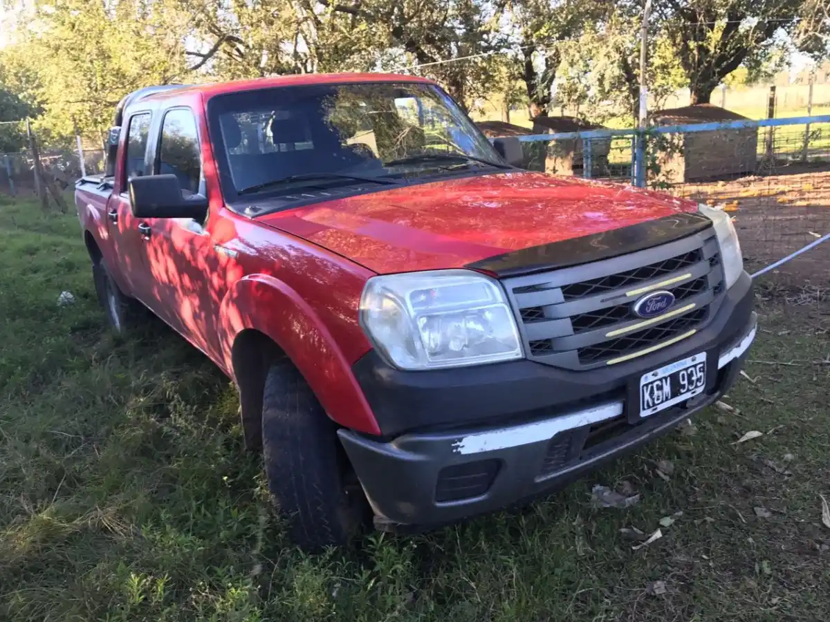 Secuestran camioneta utilizada  en importante robo de quesos  